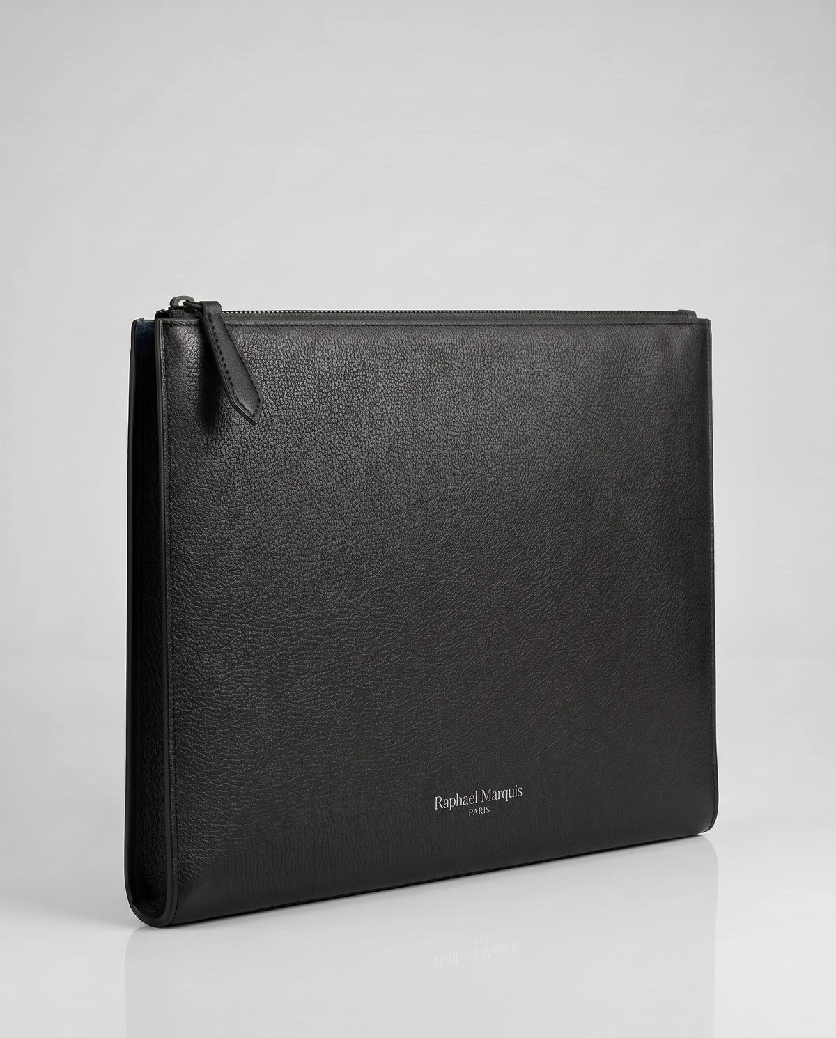 Principal Sleeve in black, hero front